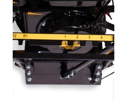 Снегоуборщик бензиновый Champion ST656-foto6