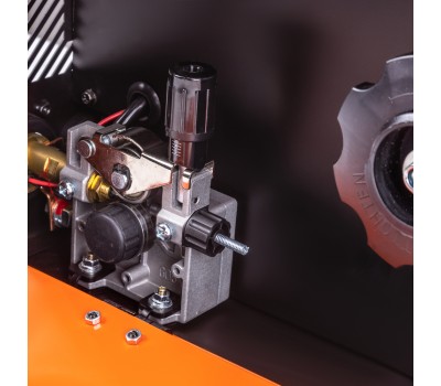 Сварочный полуавтомат UNO MIG 200 SYN