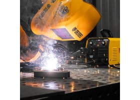 Аппарат инвертор. полуавтомат. сварки Mini MIG-140LFG, 140 А, ПВ 60%// Denzel-foto24