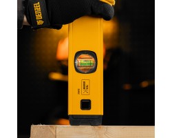 Уровень алюминиевый, магнит, фрезерованный, 3 глазка (1 зеркал.) 0,5 мм/м, 800 мм Denzel-foto18