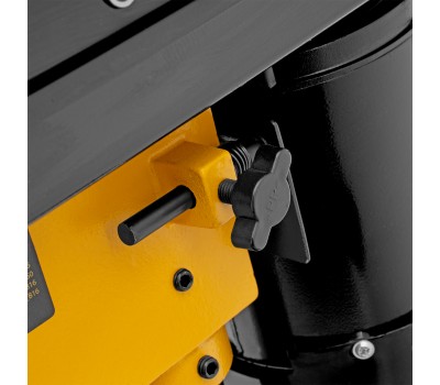 Станок сверлильный DDM-350L, 350 Вт, 13 мм, 5 ск., лазер, настольный Denzel Станок сверлильный DDM-350L, 350 Вт, 13 мм, 5 ск., лазер, настольный Denzel