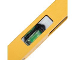 Уровень алюминиевый, магнит, фрезерованный, 3 глазка (1 зеркал.) 0,5 мм/м, 600 мм Denzel-foto8