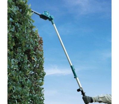 Аккумуляторный кусторез со штангой Makita UN460WDZ