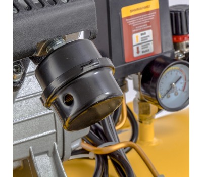 Компрессор воздушный DKV2200/100, Х-PRO 2.2 кВт, 400 л/мин, 100л Denzel