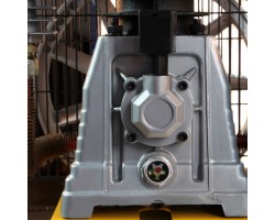 Компрессор воздушный, ременный привод BCI5500-T/270, 5.5 кВт, 270 литров, 850 л/мин Denzel-foto11