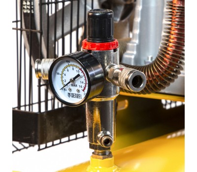 Компрессор воздушный, ременный привод BCI4000-T/200, 4.0 кВт, 200 литров, 690 л/мин Denzel