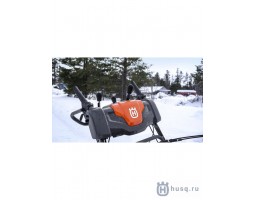 Снегоуборщик бензиновый Husqvarna ST 230-foto7