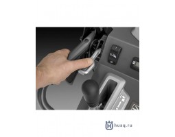 Снегоуборщик бензиновый Husqvarna ST 424T-foto2