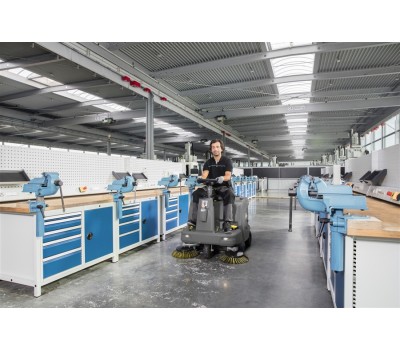 Подметально-Всасывающая МашинаKM 85/50 R Bp Pack