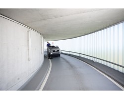 Подметально-Всасывающая МашинаKM 150/500 R Bp-foto3