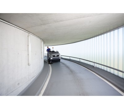 Подметально-Всасывающая МашинаKM 150/500 R Bp