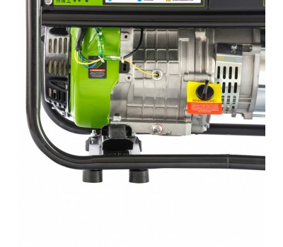 Генератор бензиновый БС-8000, 6,6 кВт, 230В, четырехтактный, 25 л, ручной стартер Сибртех